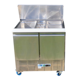 Kølebord/backbar til køl af isterninger, frugt m.v.