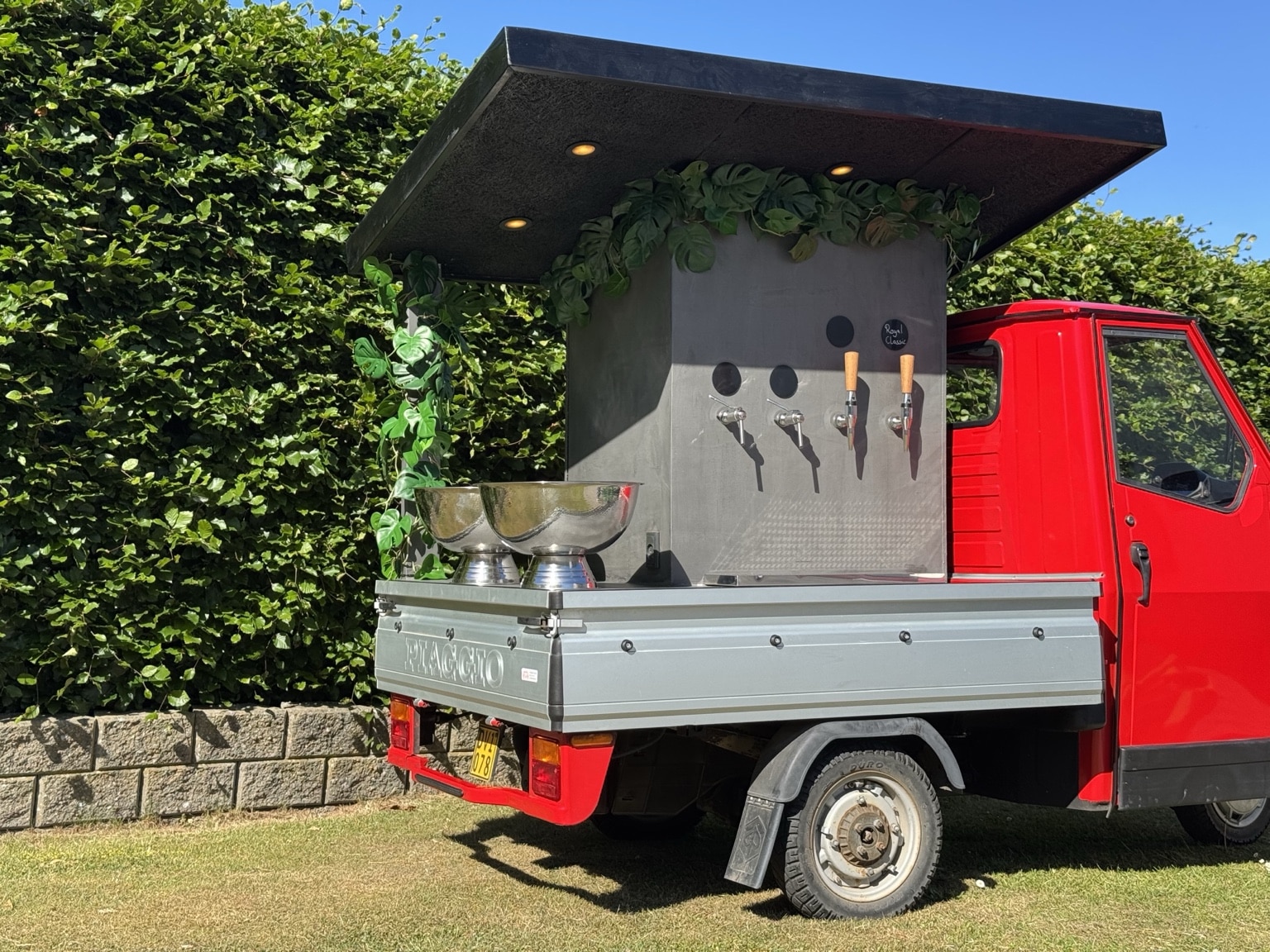 Tuk Tuk Bar - Piaggio Ape
